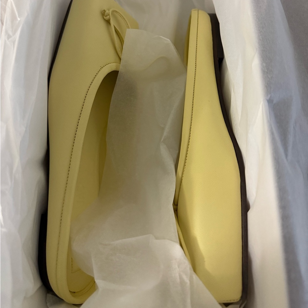 Jacquemus Yellow Women's Flats - Picture 3 of 5